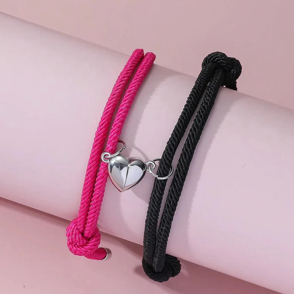2-teiliges Partnerarmband-Set – Schwarz & Weiß mit Magnetverschluss – „Love“-Design & Herz-Anhänger, Freundschaftsarmband für Paare oder Beste Freunde