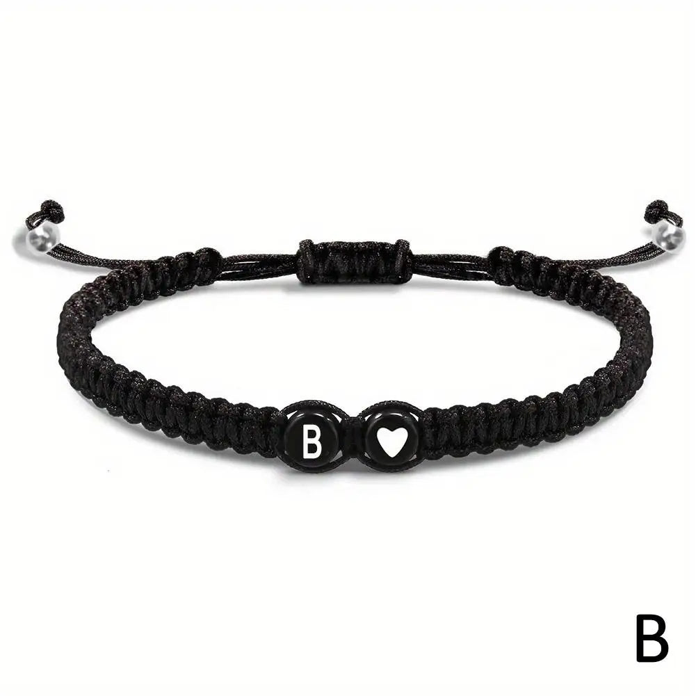 Handgemachtes Armband mit Buchstaben A–Z – Verstellbares Herzarmband für Damen & Herren, Freundschafts- und Namensschmuck, ideales Geschenk