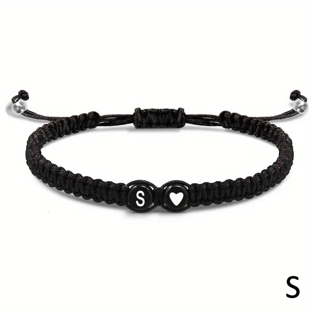 Handgemachtes Armband mit Buchstaben A–Z – Verstellbares Herzarmband für Damen & Herren, Freundschafts- und Namensschmuck, ideales Geschenk