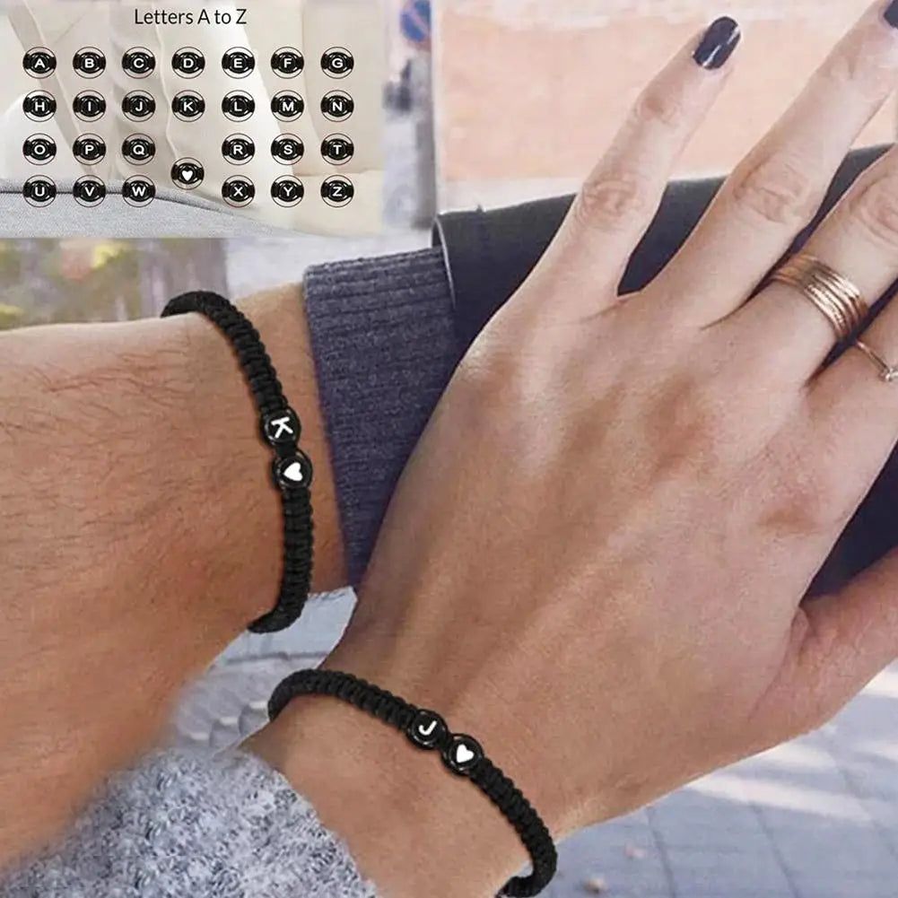 Handgemachtes Armband mit Buchstaben A–Z – Verstellbares Herzarmband für Damen & Herren, Freundschafts- und Namensschmuck, ideales Geschenk